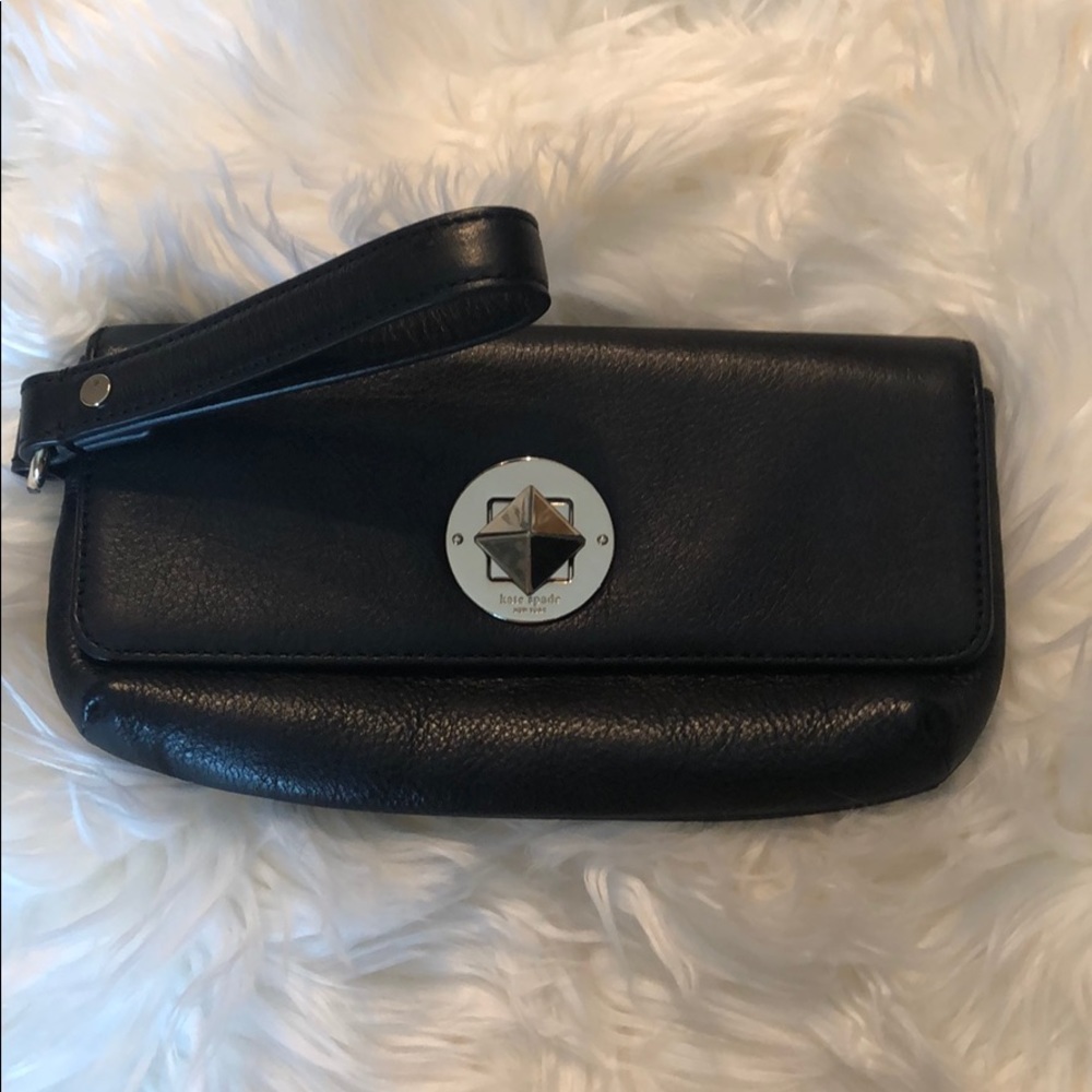 🍁🍁Kate spade clutch /whistlet black🍁🍁